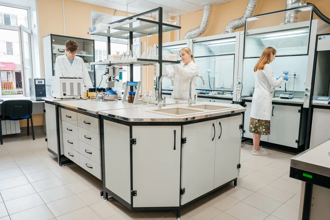 Лаборатория Сурменева Романа_13_07_2023-77.jpg